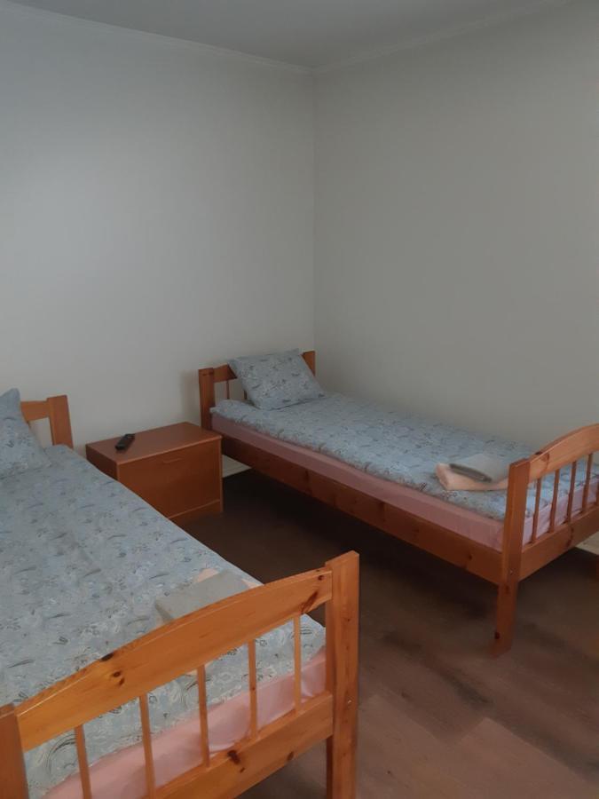 Ovelia B&B Kuressaare Extérieur photo