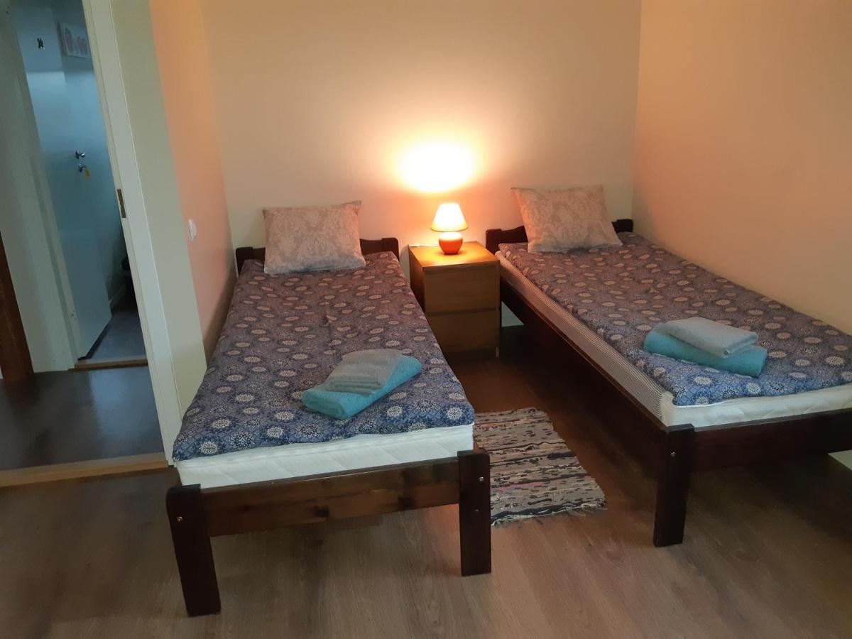 Ovelia B&B Kuressaare Extérieur photo